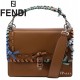 【FENDI】BORSA A TRACOLLA FENDI KAN L