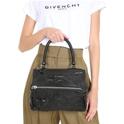 GIVENCHY