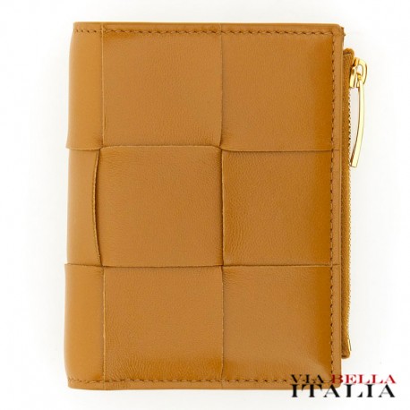 【BOTTEGA VENETA】BI-FOLD LEATHER WALLET WITH ZIPPER