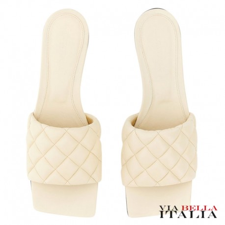 【BOTTEGA VENETA】FLAT LEATHER SANDAL