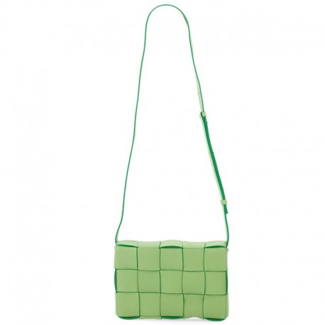 【BOTTEGA VENETA】CASSETTE BAG WITH DOUBLE-SIDED WOVEN MAXI PATTERN