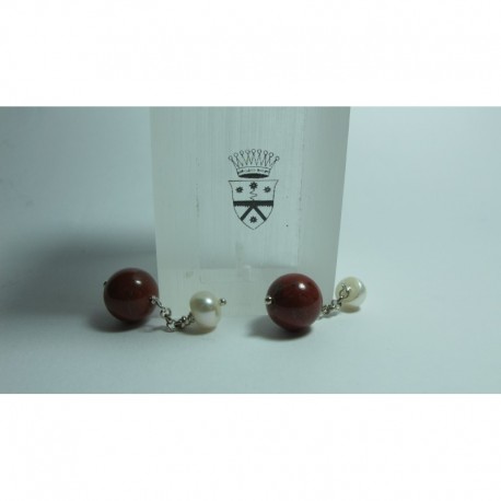 Cufflinks with red jasper and pearls