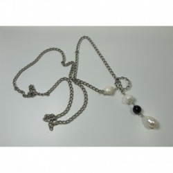 Up and down necklace with pearls and onyx
