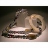 Collana con calcedonio, perle, granato e anello in madreperla