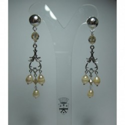 Chandelier earrings with pearls and Swarovski crystals