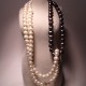 Collana nodo" di perle bianche e grigie"